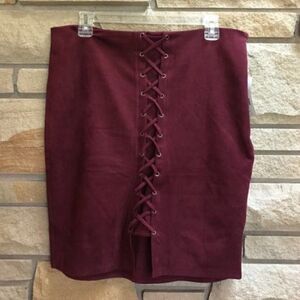 Fashion To Figure Faux Suede Wine Lace Up Skirt 0x